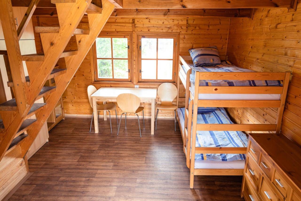 Cejch - Rekreacni Areal S Restauraci Hotel Kněžmost Екстериор снимка